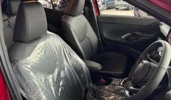 TOYOTA YARIS CROSS HYBRID Z 2025 full