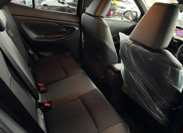 TOYOTA YARIS CROSS HYBRID Z 2025 full