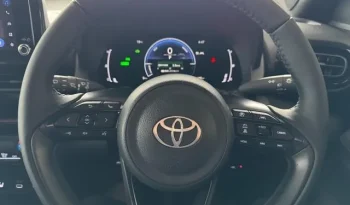 TOYOTA YARIS CROSS HYBRID Z 2025 full