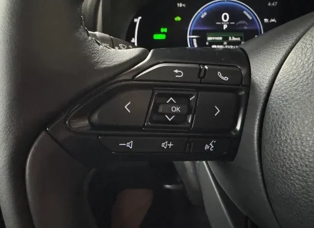 TOYOTA YARIS CROSS HYBRID Z 2025 full