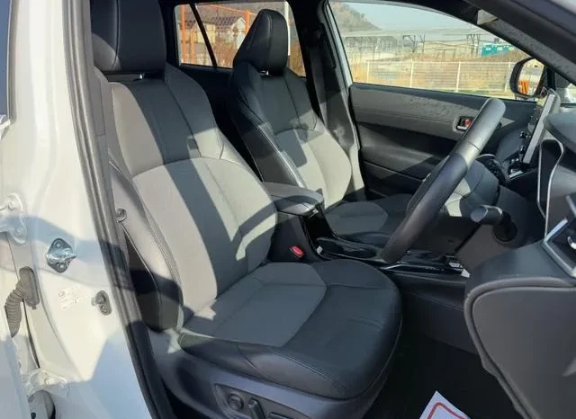 TOYOTA COROLLA CROSS HYBRID – 2022 PEARL WHITE full